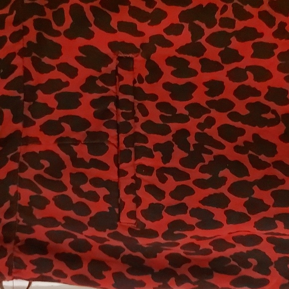 Zara Red and Black Leopard Print Pants/ NWOT/Stretchy/Sz L/Metal Side Zipper - Picture 6 of 7